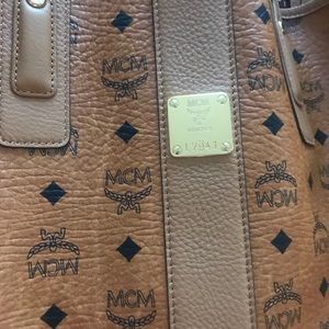 Brand new med MCM